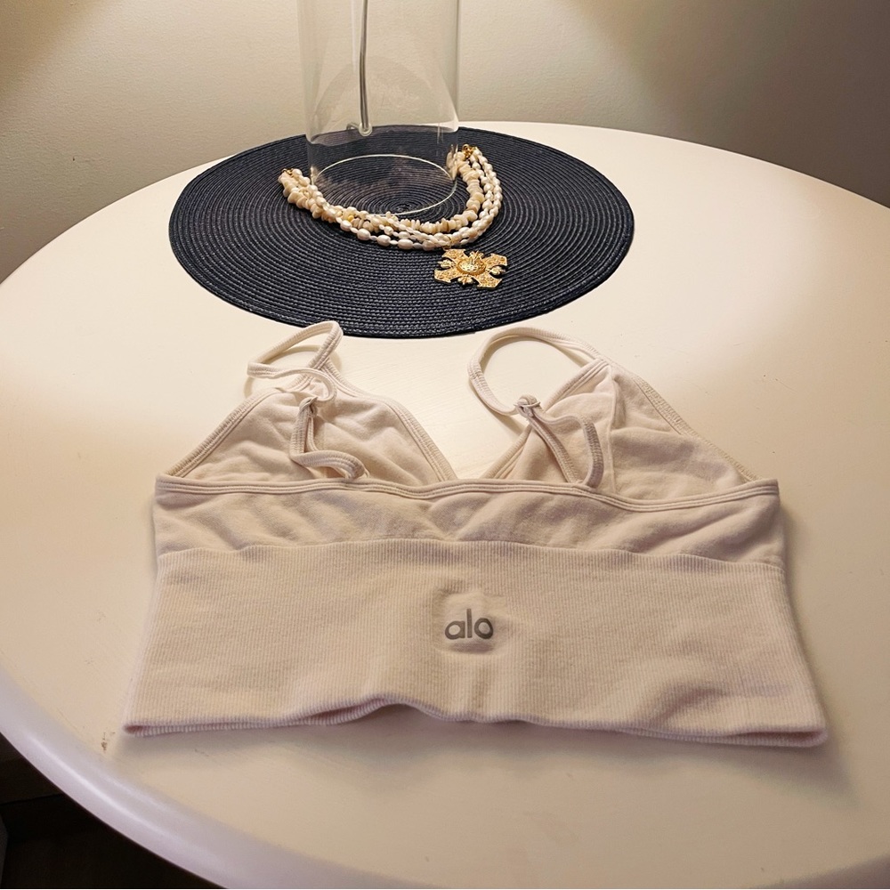 Alo Delight Bralette in Ivory